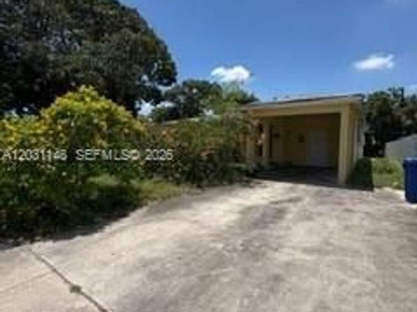 2824 SW 9th St , Fort Lauderdale, FL 33312