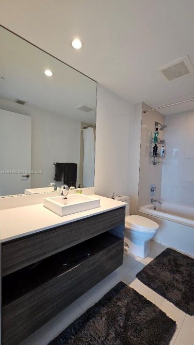 1100 S Miami Ave, Unit 4105, Miami, FL 33130 Photo