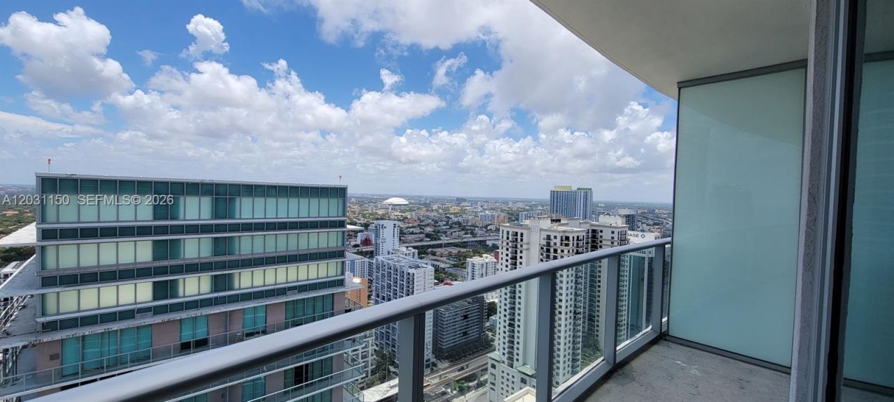 1100 S Miami Ave, Unit 4105, Miami, FL 33130 Photo