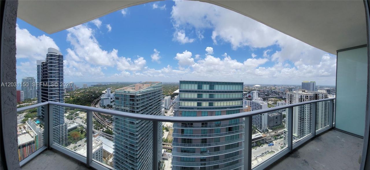1100 S Miami Ave, Unit 4105, Miami, FL 33130 Photo