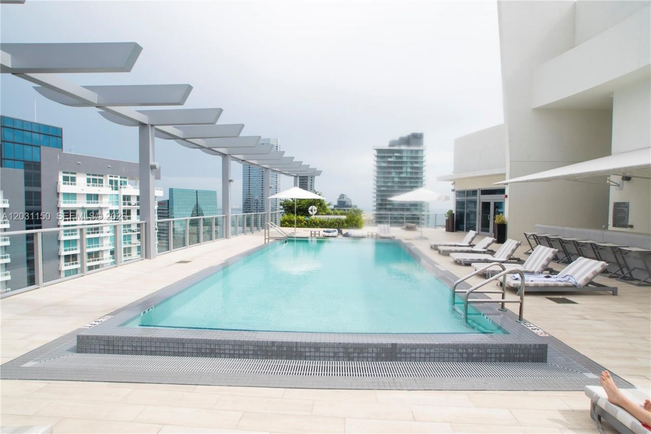 1100 S Miami Ave, Unit 4105, Miami, FL 33130 Photo