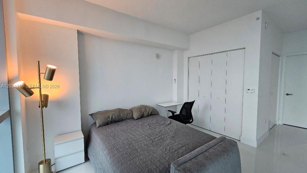 1100 S Miami Ave, Unit 4105, Miami, FL 33130 Photo
