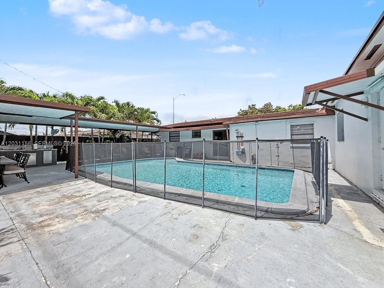 4265 W 8th Ave , Hialeah, FL 33012 Photo