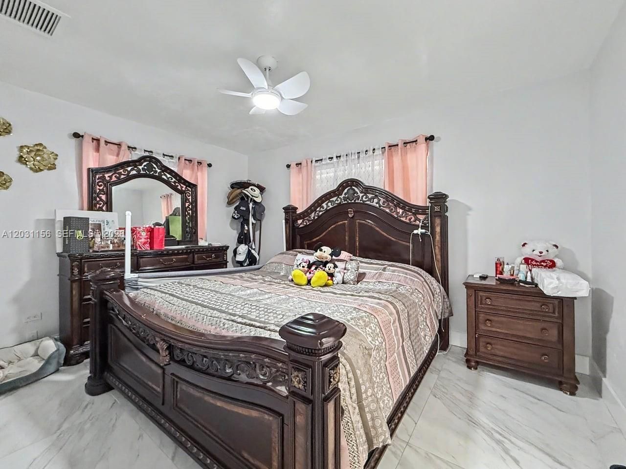 4265 W 8th Ave , Hialeah, FL 33012 Photo