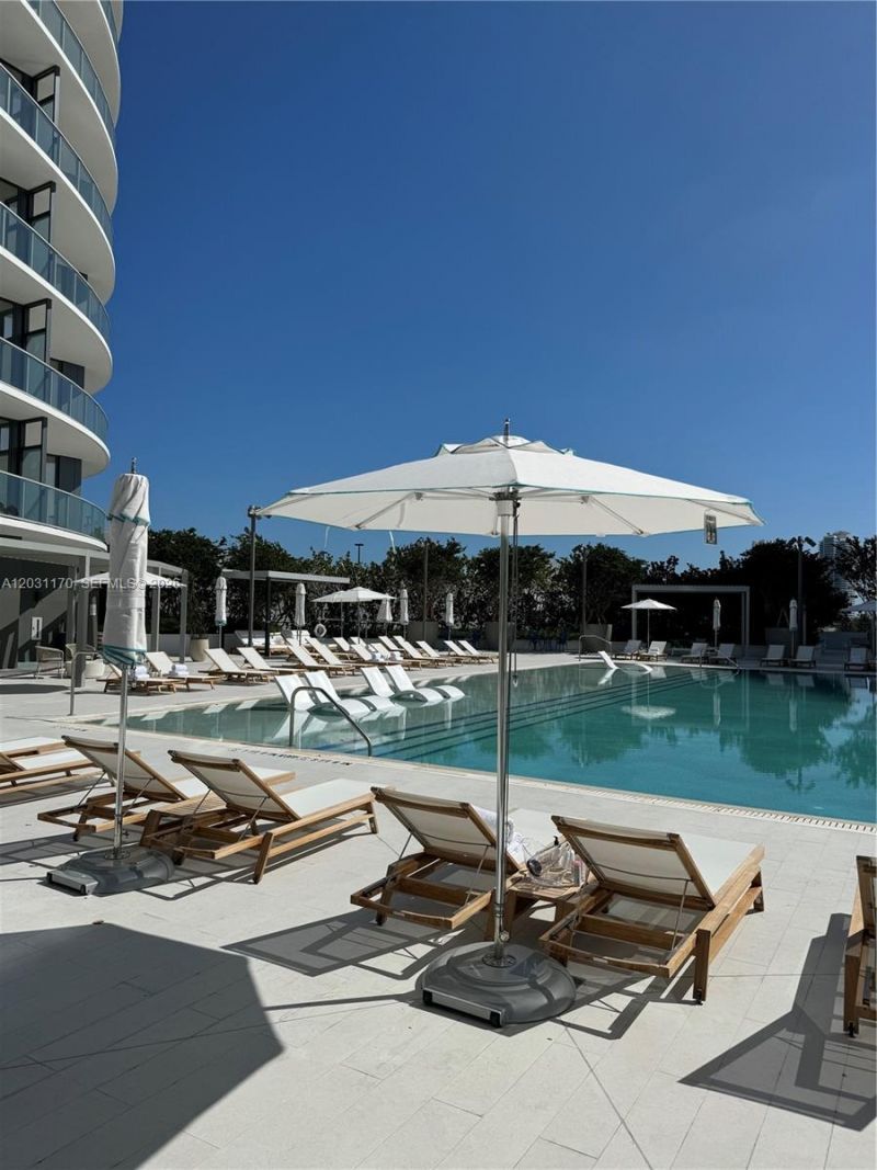 500 Alton , Unit 1205, Miami Beach, FL 33139 Photo