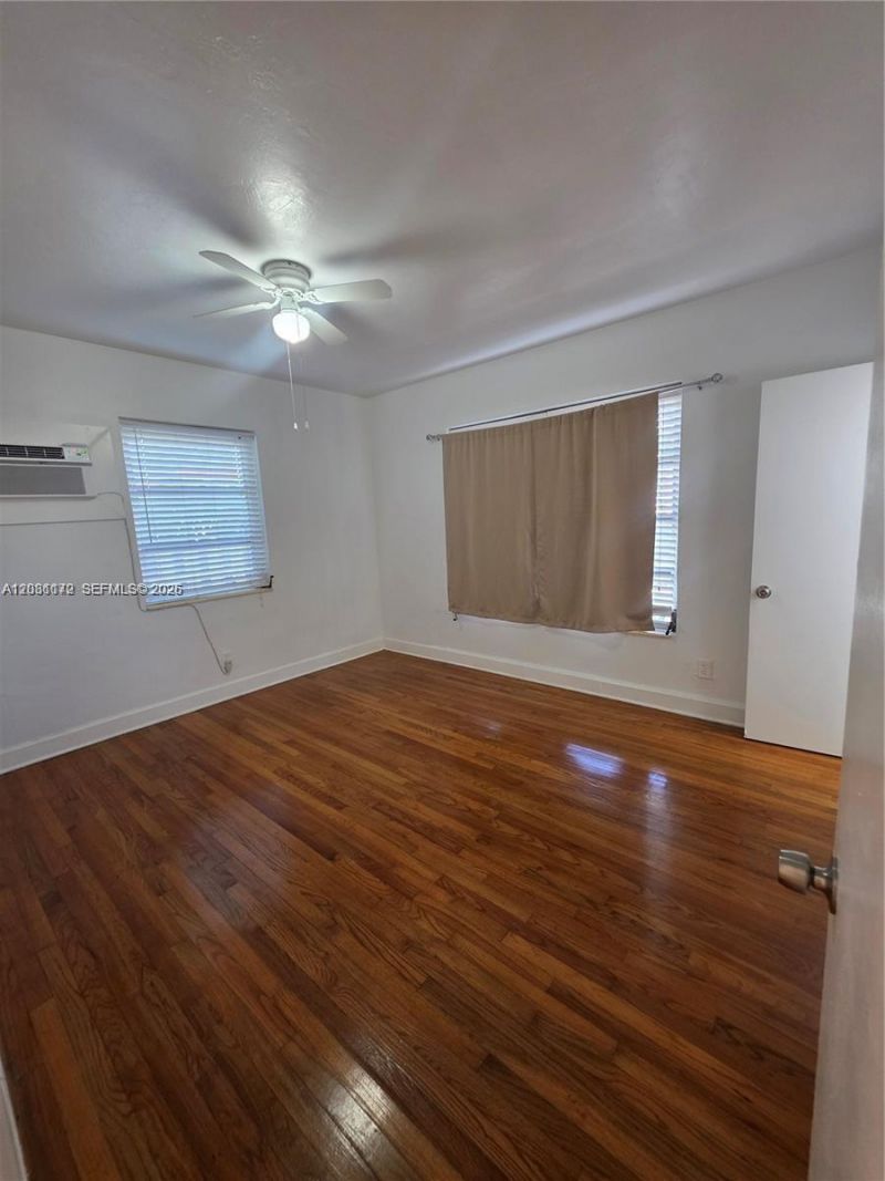 8024 Harding Ave , Unit 1, Miami Beach, FL 33141 Photo