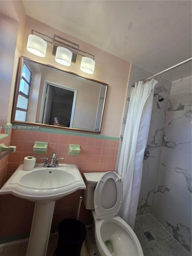 8024 Harding Ave , Unit 1, Miami Beach, FL 33141 Photo