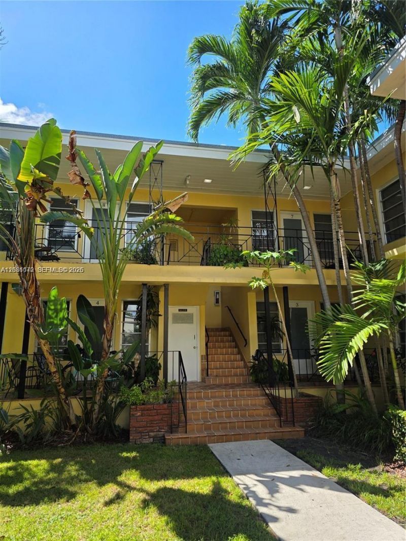 8024 Harding Ave , Unit 1, Miami Beach, FL 33141 Photo