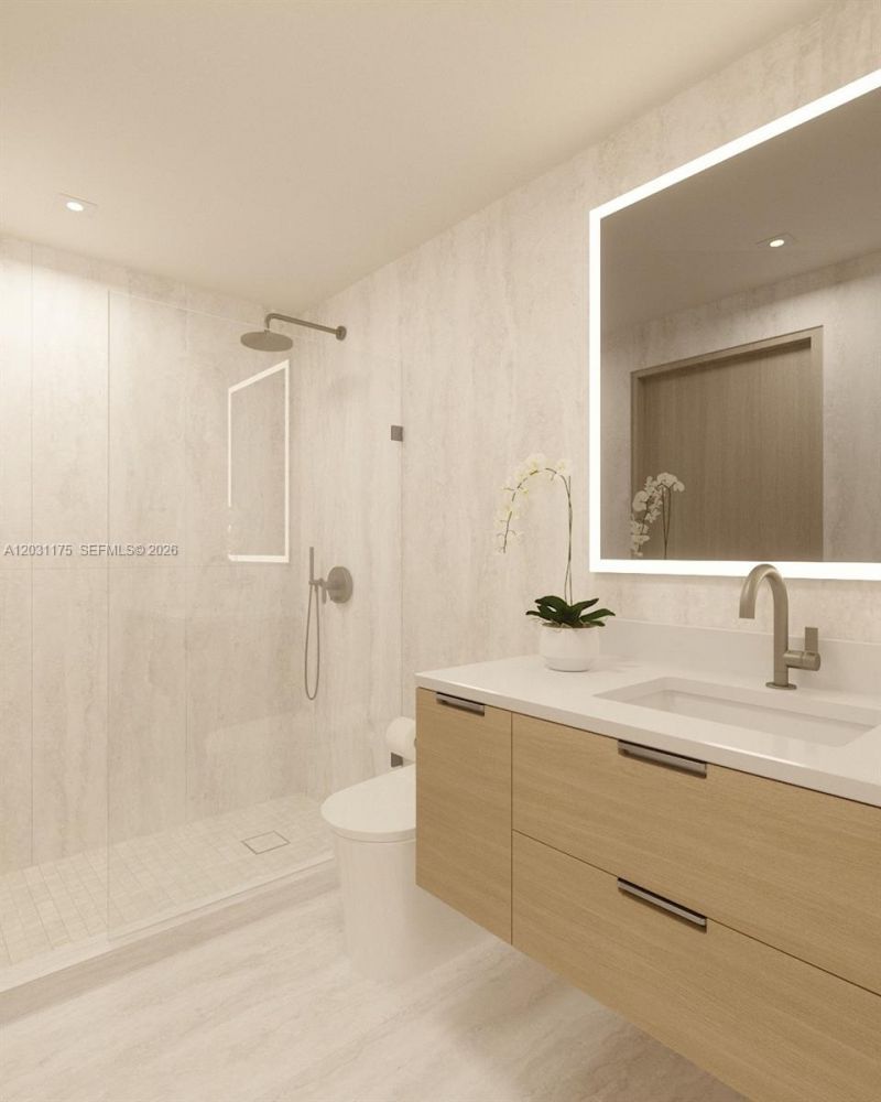 260 Collins Ave , Unit 302, Miami Beach, FL 33139 Photo
