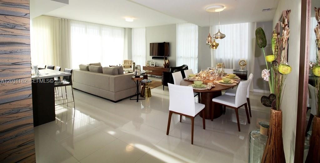 7751 NW 107th Ave , Unit 805, Doral, FL 33178 Photo