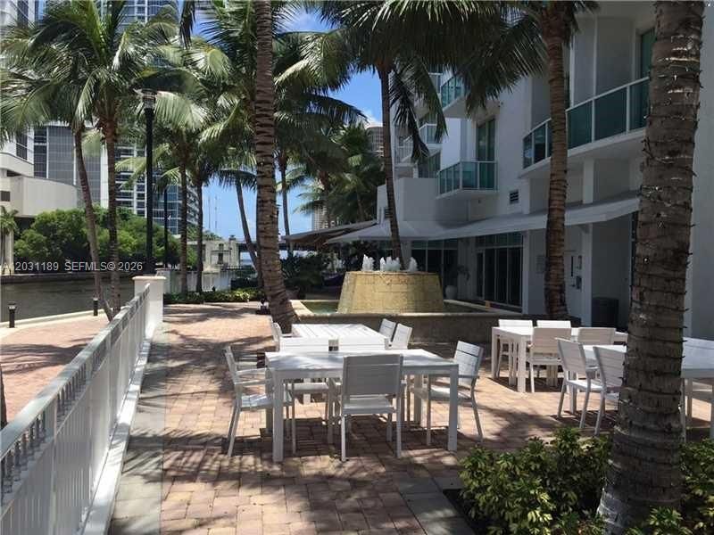 31 SE 5th St , Unit 1404, Miami, FL 33131 Photo