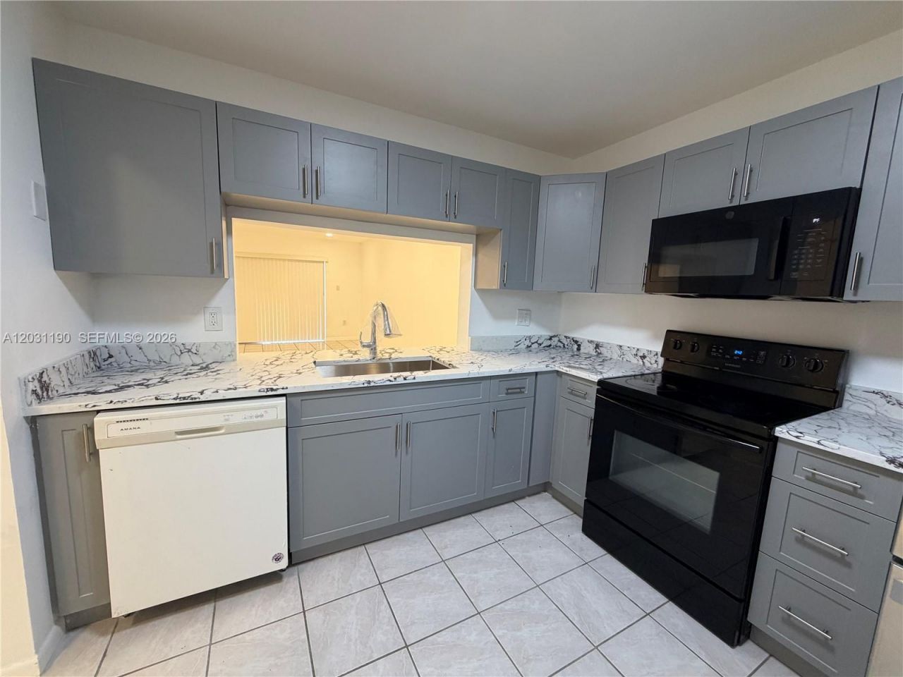 10609 NW 8th St , Pembroke Pines, FL 33026 Photo