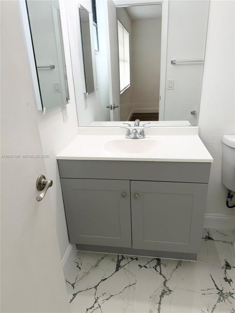 10609 NW 8th St , Pembroke Pines, FL 33026 Photo