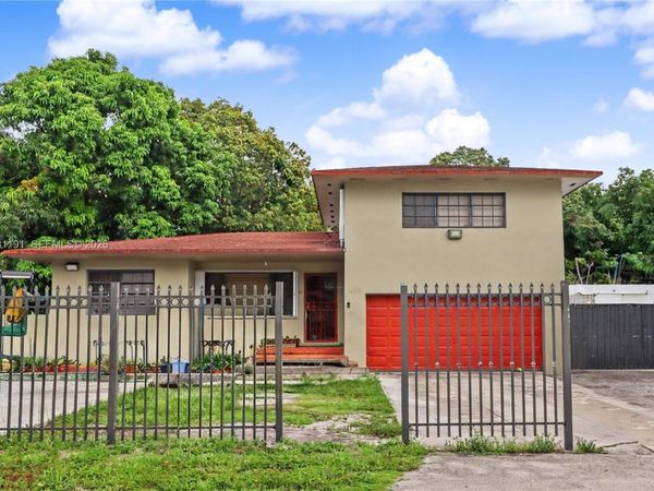 14411 NW 15th Dr , Miami, FL 33167