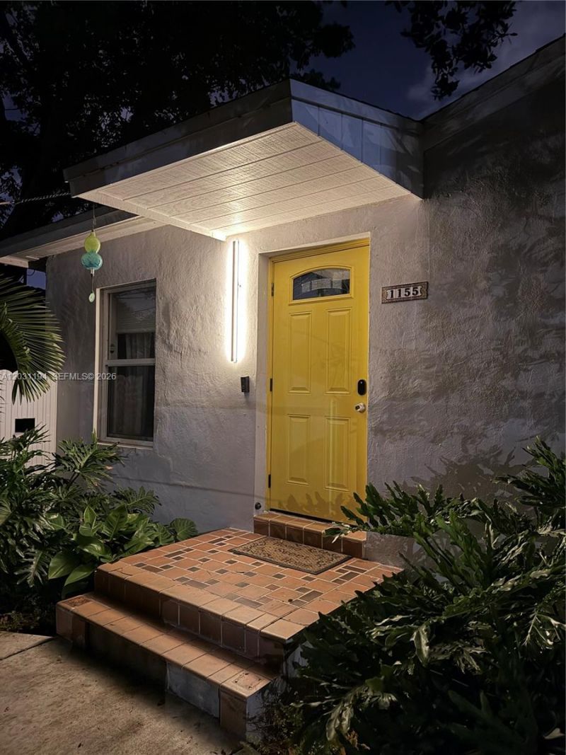 1155 NE 111th St , Unit E, Miami, FL 33161 Photo