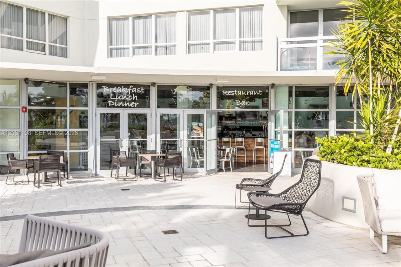 1500 Bay Rd, Unit 718S, Miami Beach, FL 33139 Photo