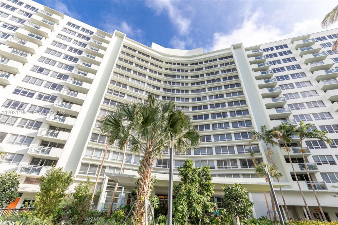 1500 Bay Rd, Unit 718S, Miami Beach, FL 33139 Photo