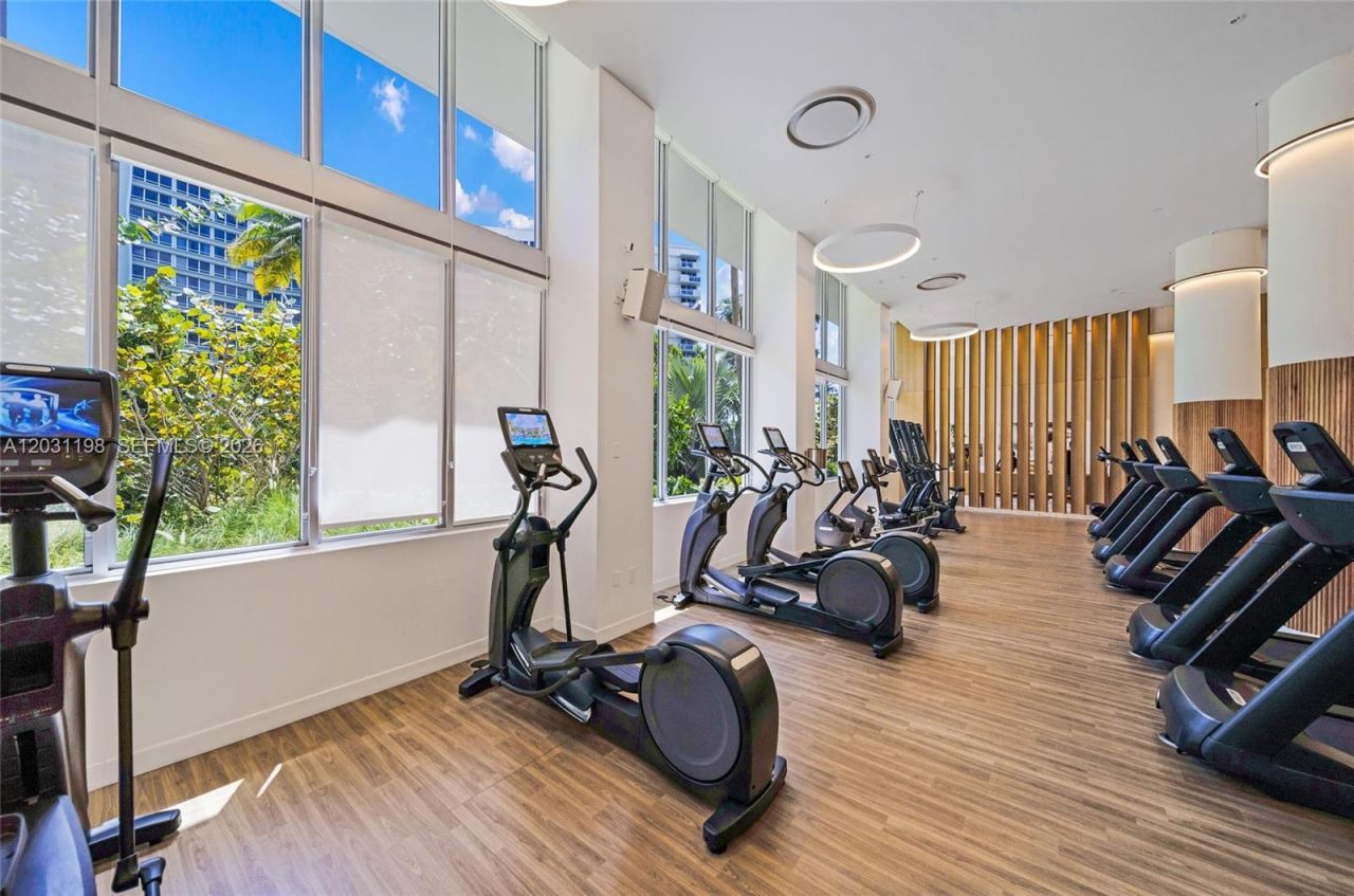 1500 Bay Rd, Unit 718S, Miami Beach, FL 33139 Photo