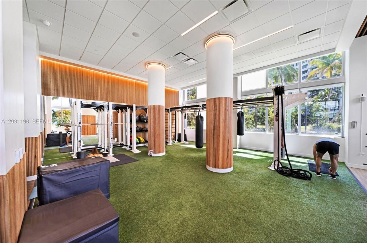 1500 Bay Rd, Unit 718S, Miami Beach, FL 33139 Photo