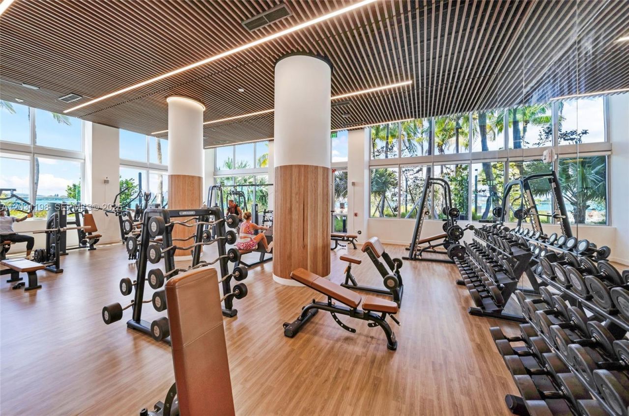 1500 Bay Rd, Unit 718S, Miami Beach, FL 33139 Photo