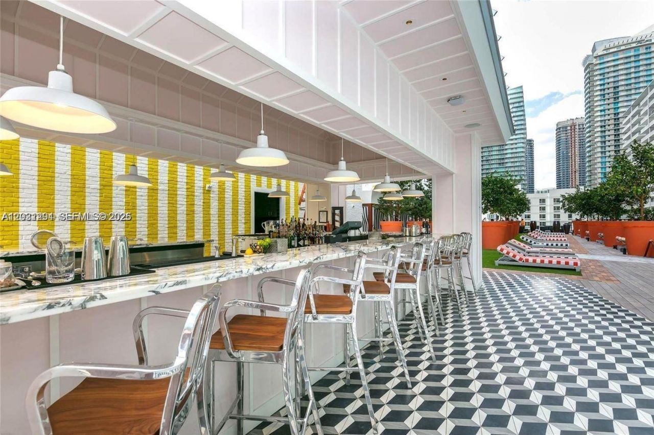 1300 S Miami Ave , Unit 3709, Miami, FL 33130 Photo