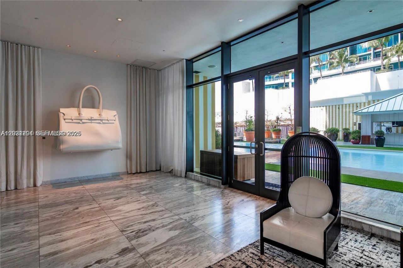 1300 S Miami Ave , Unit 3709, Miami, FL 33130 Photo