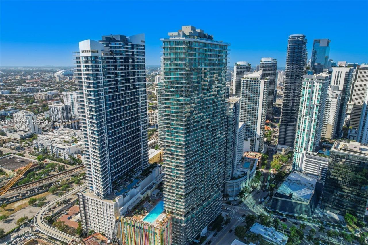 1300 S Miami Ave , Unit 3709, Miami, FL 33130 Photo