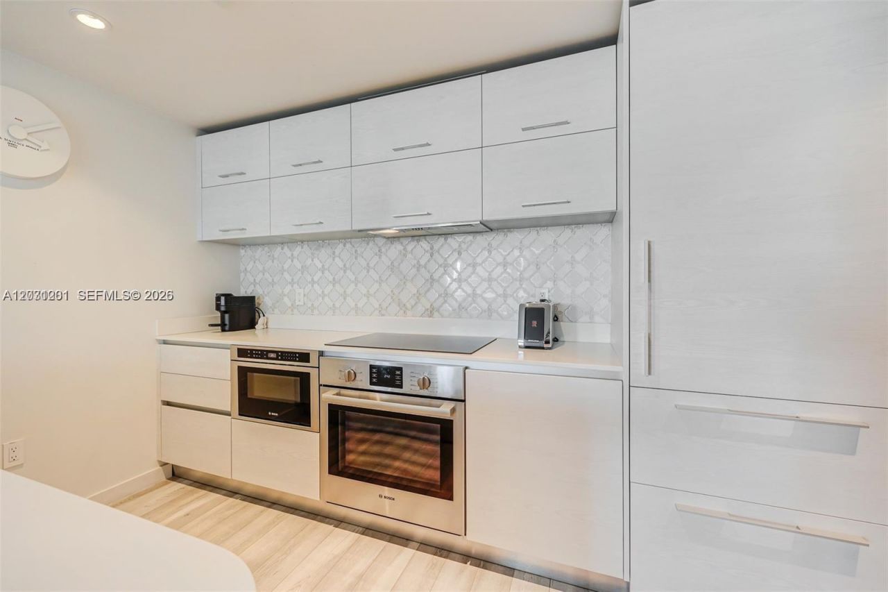 1300 S Miami Ave , Unit 3709, Miami, FL 33130 Photo