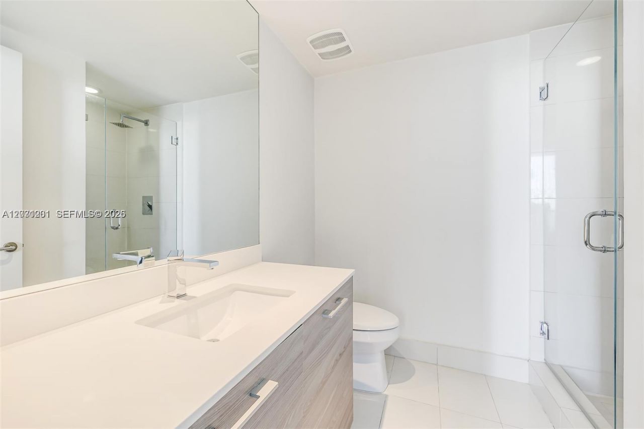 1300 S Miami Ave , Unit 3709, Miami, FL 33130 Photo