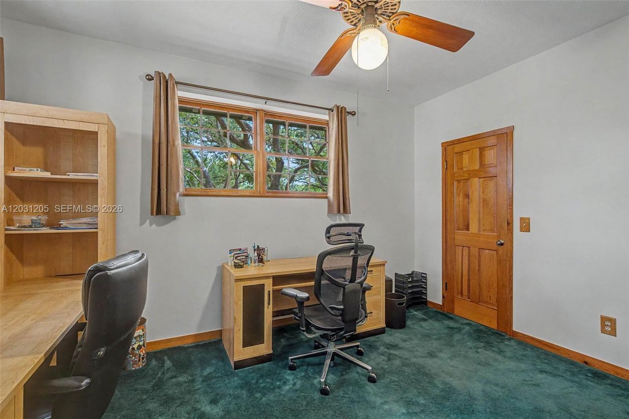 8200 SW 182nd St , Palmetto Bay, FL 33157 Photo