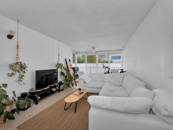 2539 S Bayshore Dr , Unit PH5, Coconut Grove, FL 33133
