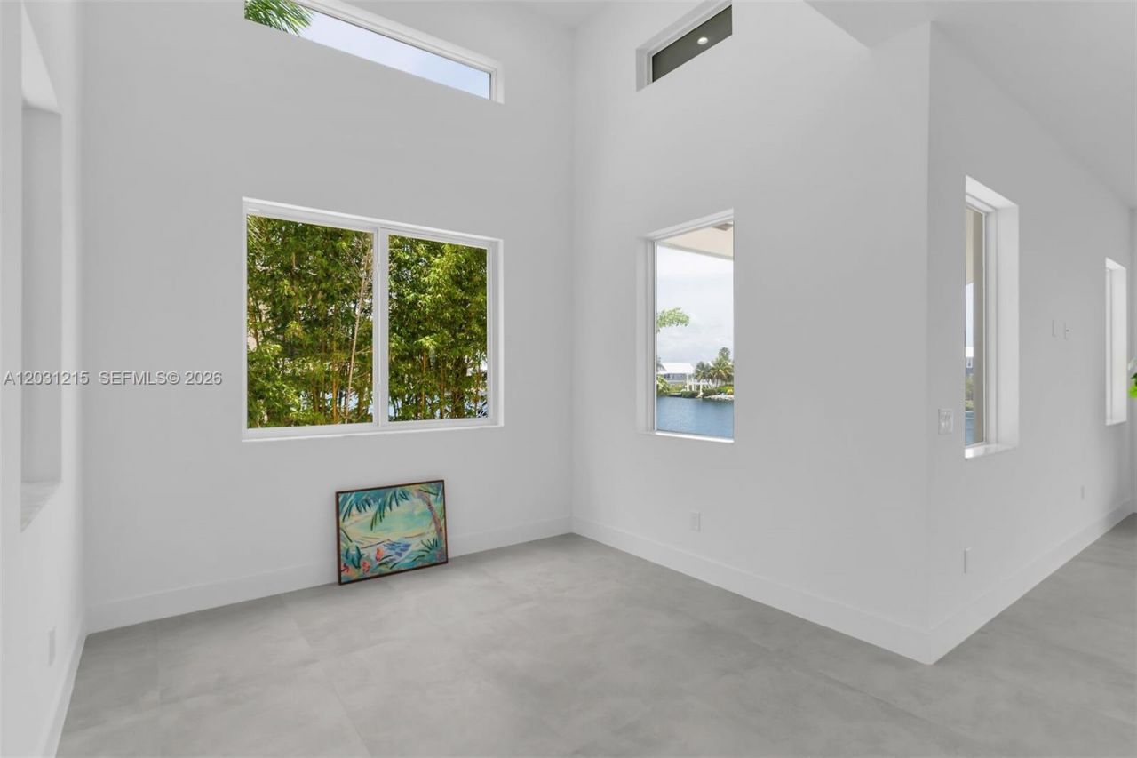 38 N Bounty Ln, Key Largo, FL 33037 Photo