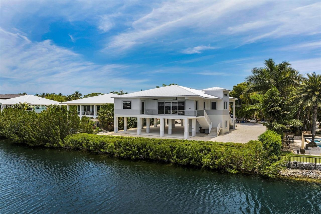 38 N Bounty Ln, Key Largo, FL 33037 Photo
