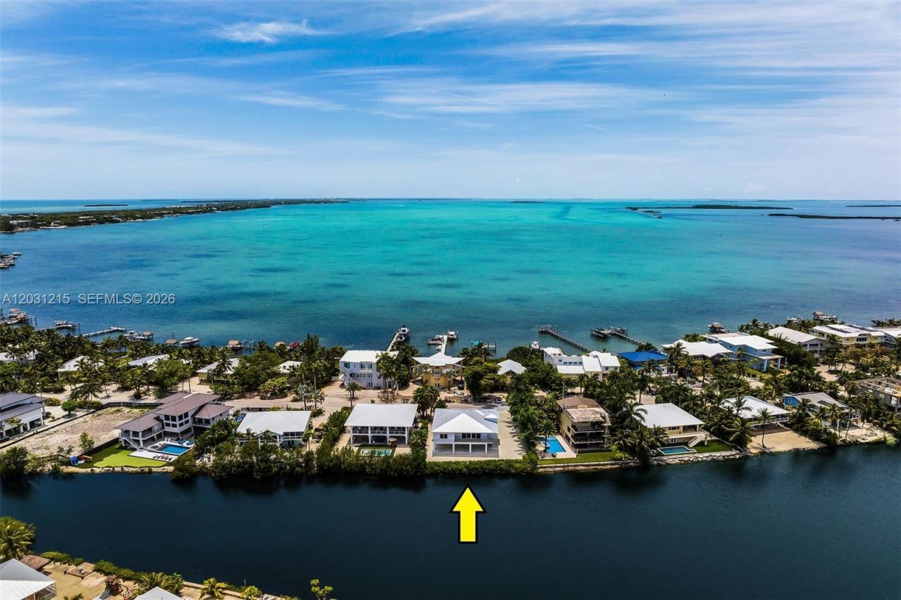 38 N Bounty Ln, Key Largo, FL 33037 Photo
