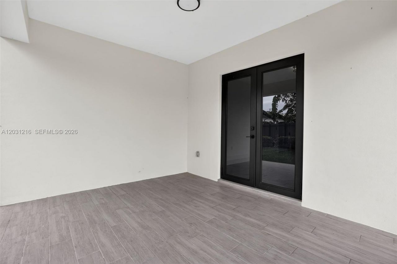 8500 SW 198th St , Cutler Bay, FL 33189 Photo