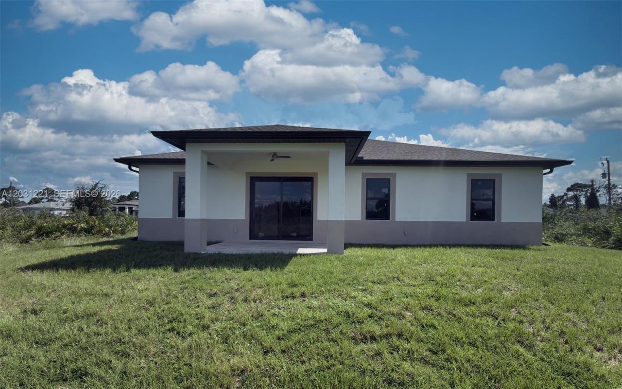 2610 20th West , Lehigh Acres, FL 33971 Photo