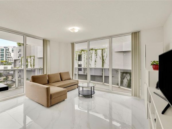 601 NE 23rd St, Unit 706, Miami, FL 33137