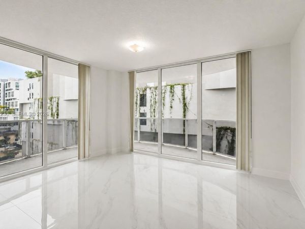 601 NE 23rd St, Unit 706, Miami, FL 33137