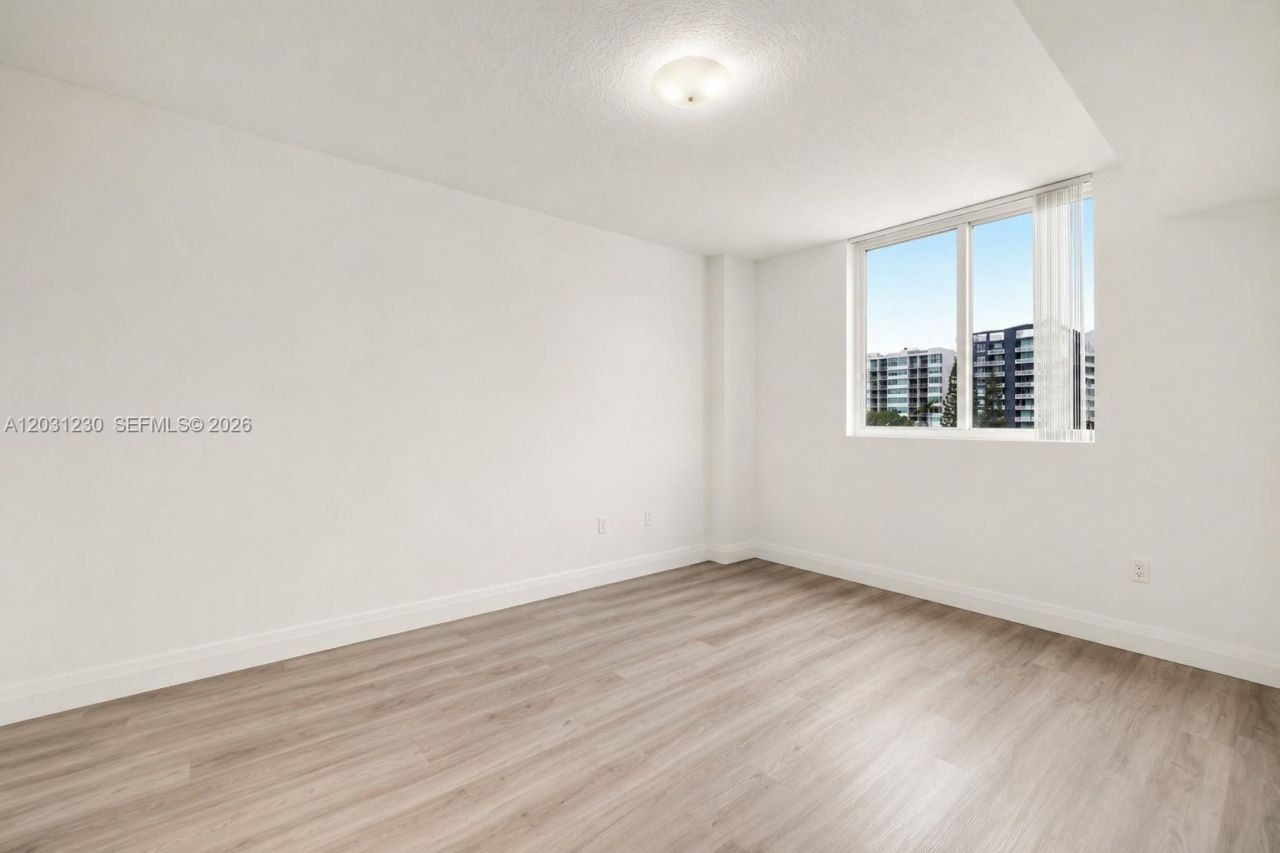 601 NE 23rd St, Unit 706, Miami, FL 33137 Photo