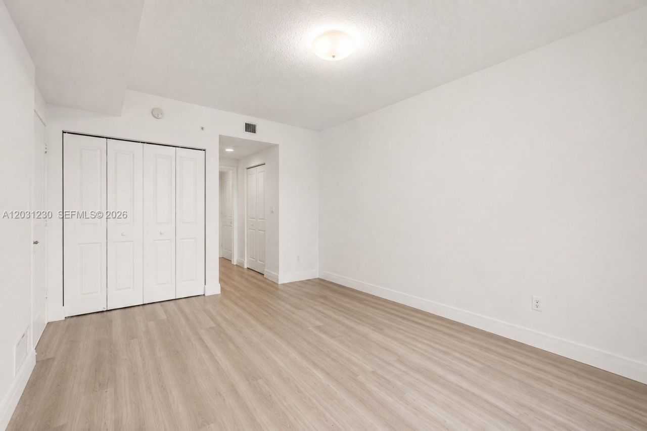 601 NE 23rd St, Unit 706, Miami, FL 33137 Photo