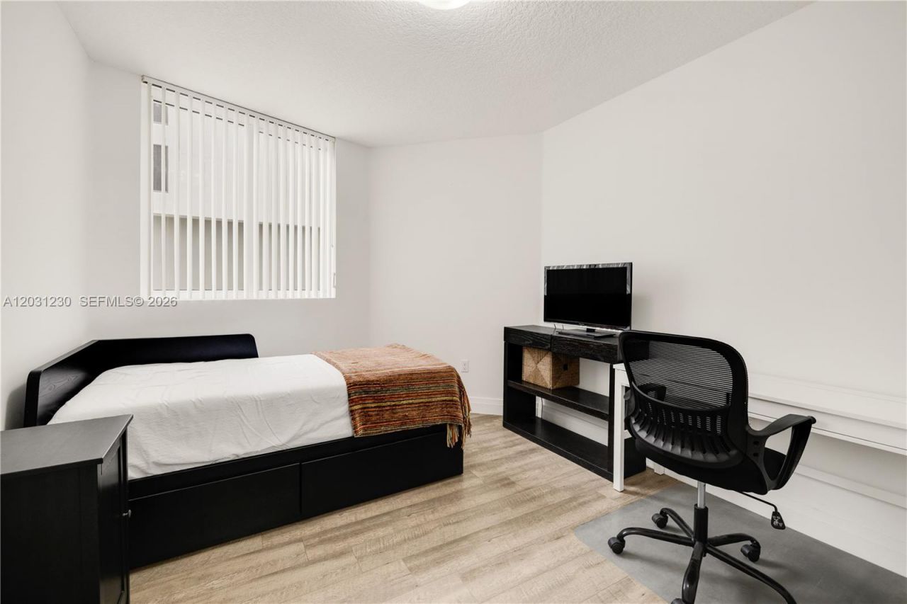 601 NE 23rd St , Unit 706, Miami, FL 33137 Photo