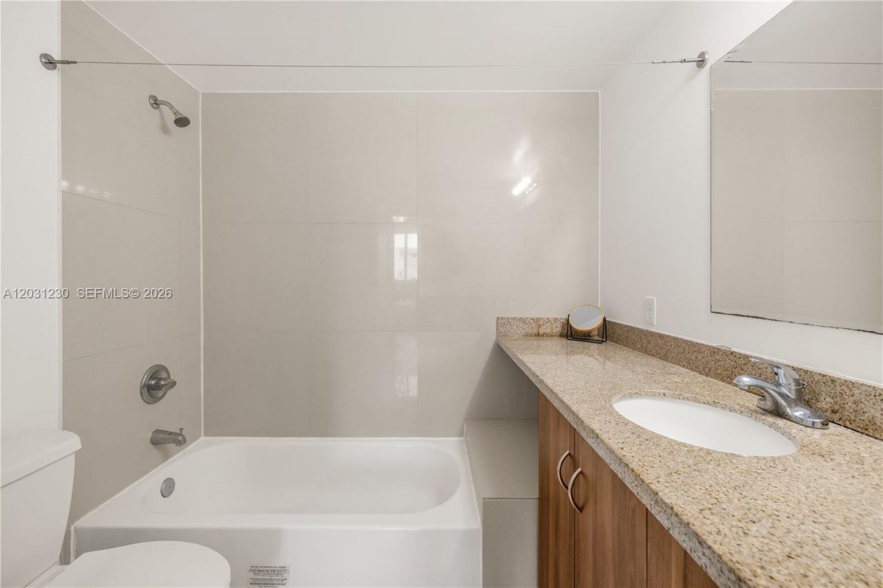 601 NE 23rd St, Unit 706, Miami, FL 33137 Photo