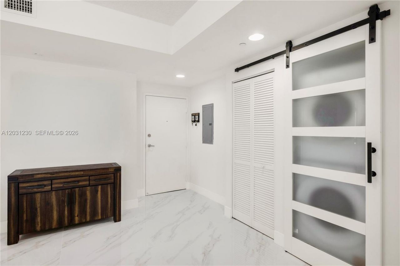 601 NE 23rd St , Unit 706, Miami, FL 33137 Photo
