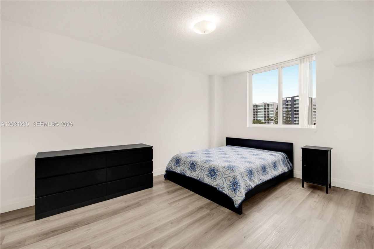 601 NE 23rd St , Unit 706, Miami, FL 33137 Photo