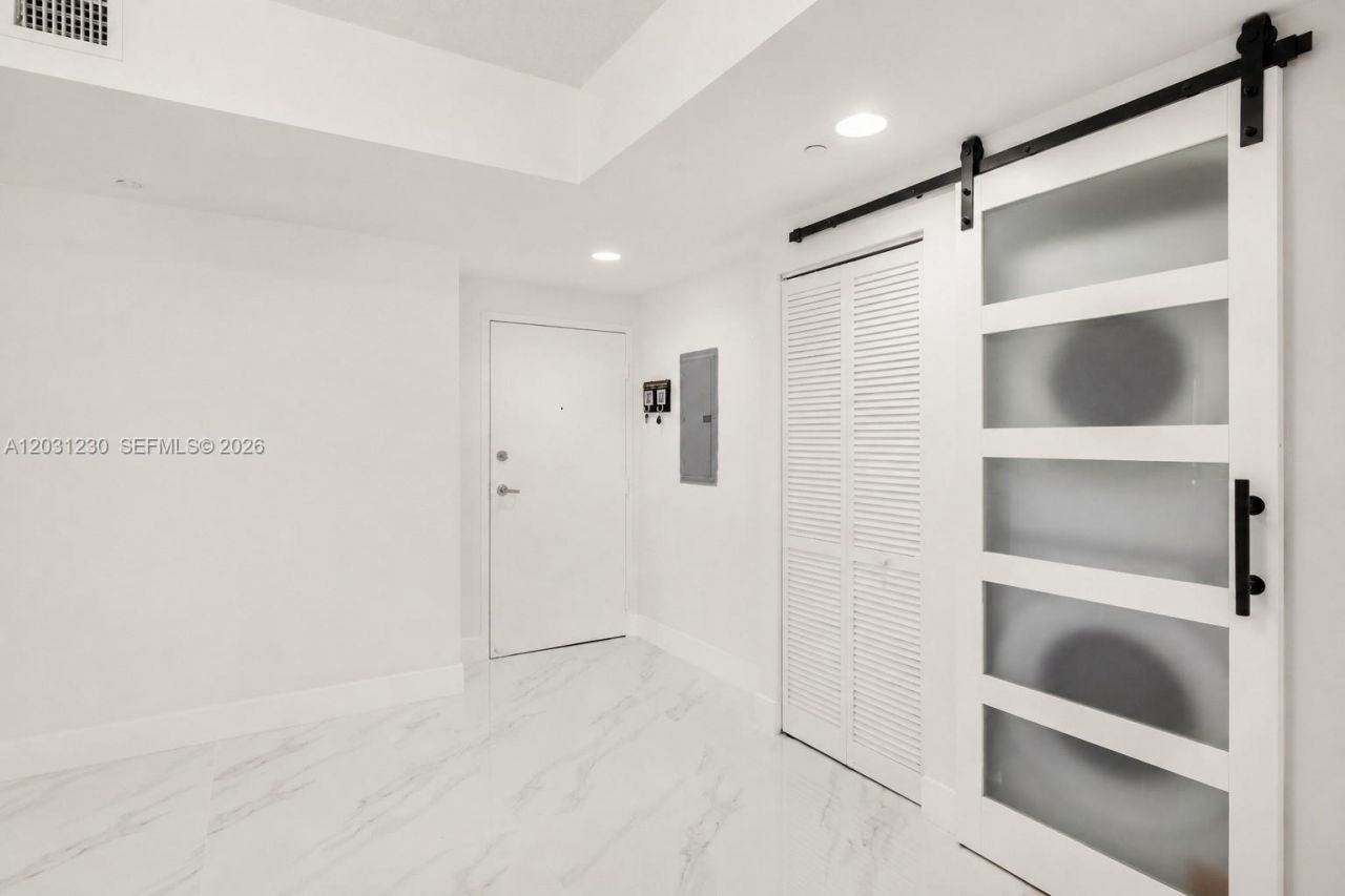 601 NE 23rd St, Unit 706, Miami, FL 33137 Photo