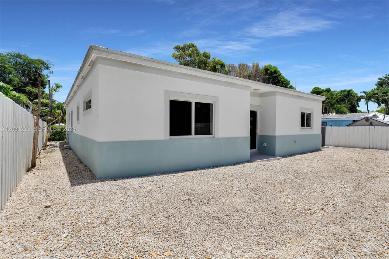 21 Tina Pl , Key Largo, FL 33037 Photo
