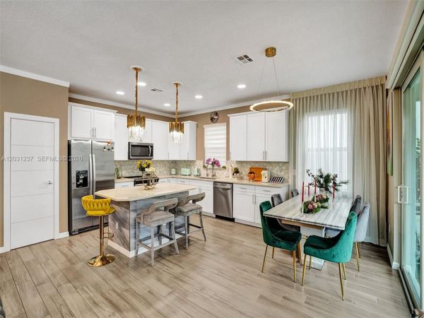 4414 Ficus St , Hollywood, FL 33021