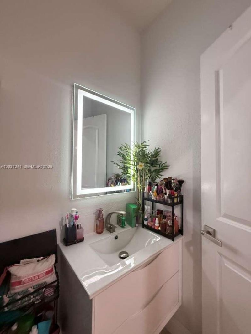 14440 SW 31st St , Unit 14440, Miami, FL 33175 Photo