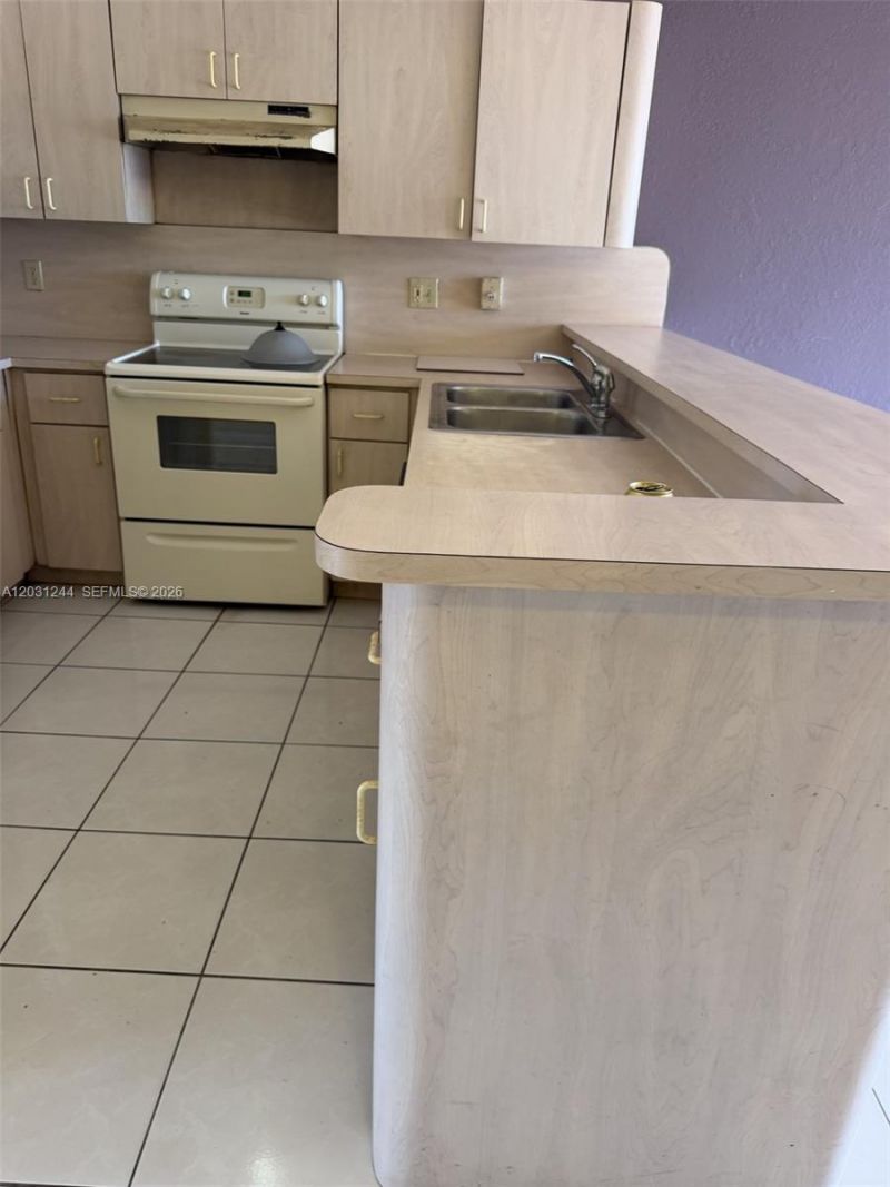 13752 SW 156th St , Miami, FL 33177 Photo