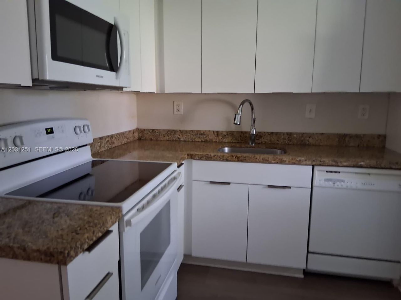 109 Gardens Dr , Unit 202, Pompano Beach, FL 33069 Photo